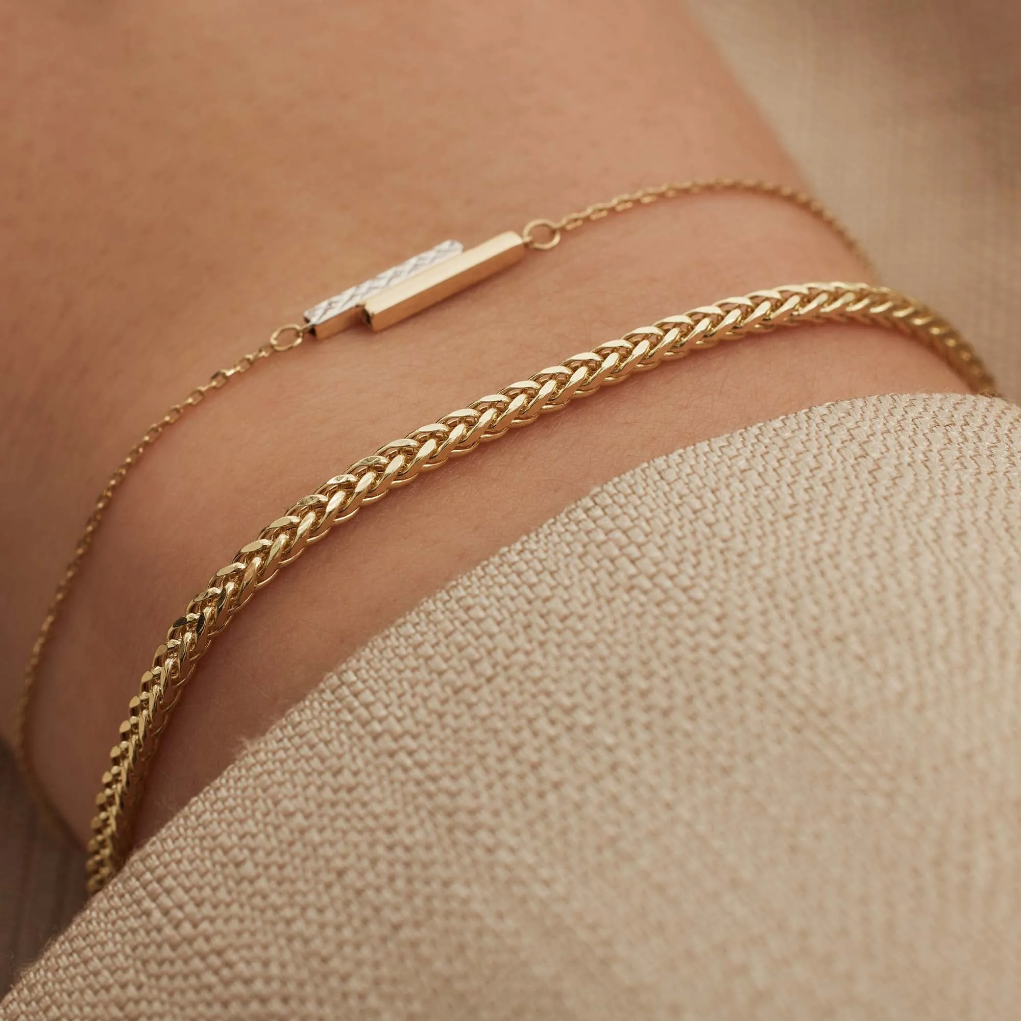 Aidee Sharla 14 karat gold link bracelet