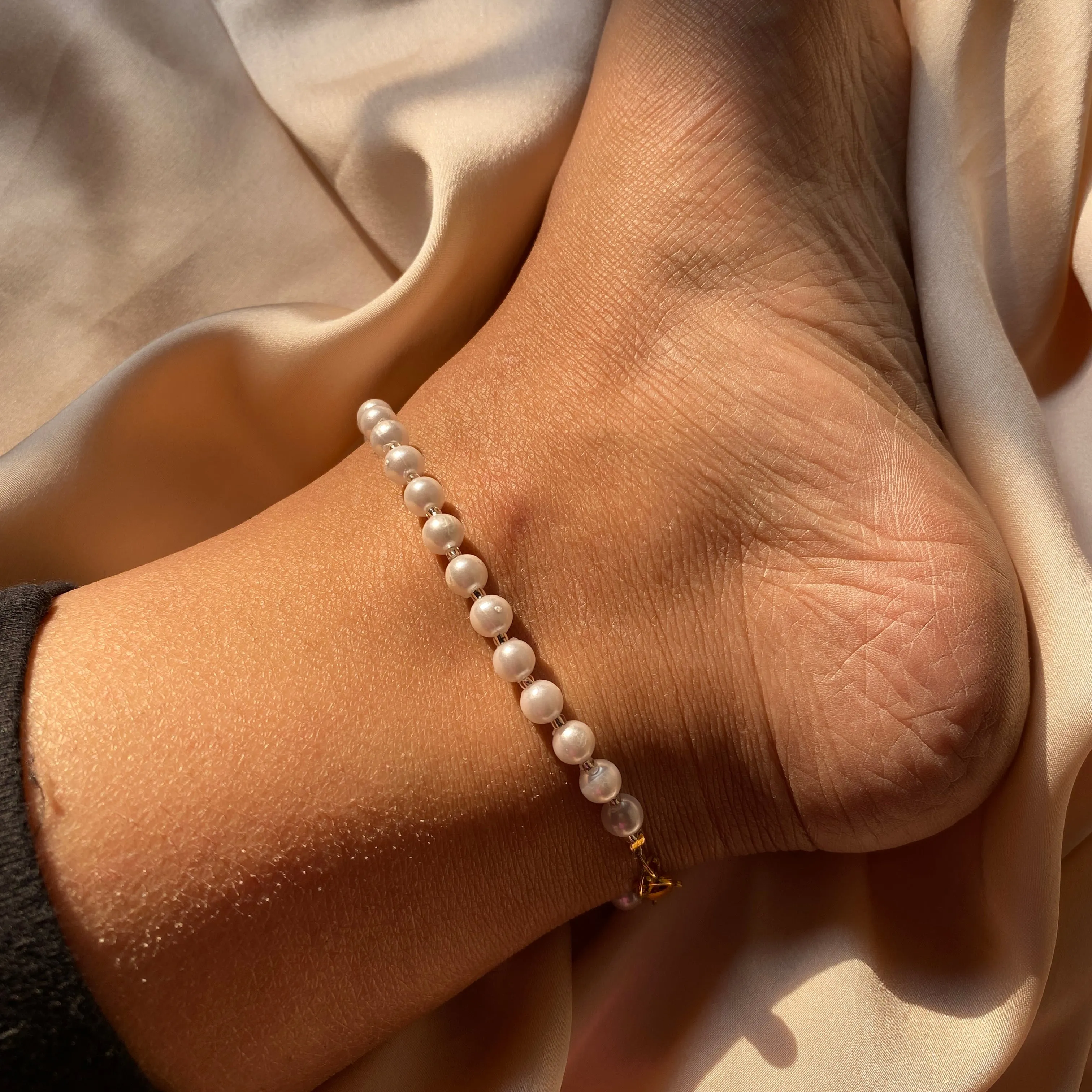 BIG CHUNKY PEARLS ANKLET