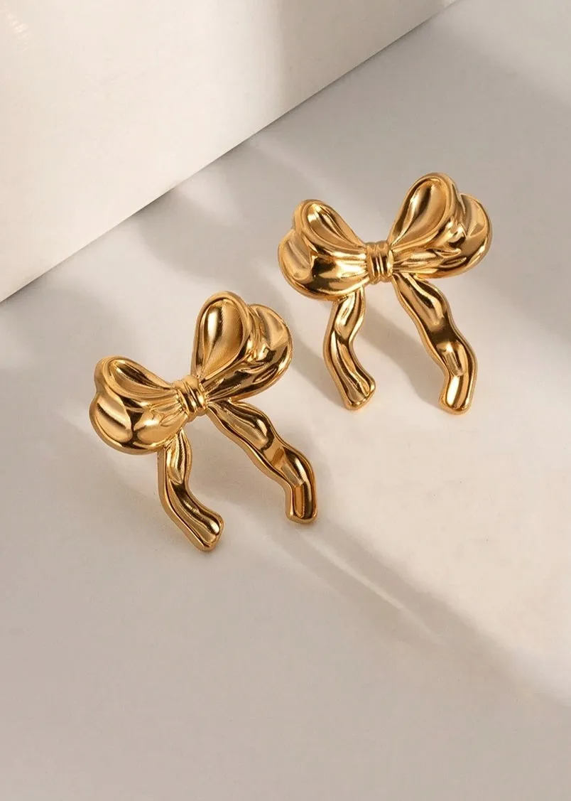 Bow Gold Earrings