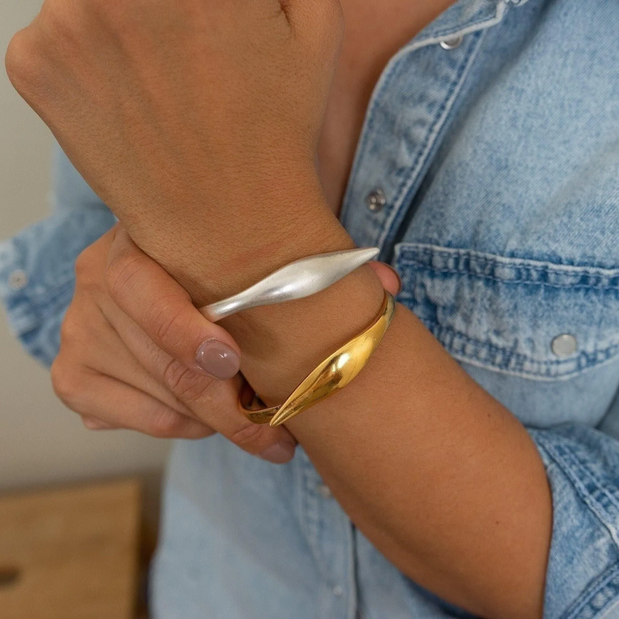 Gold Bold Cuff with Leaf