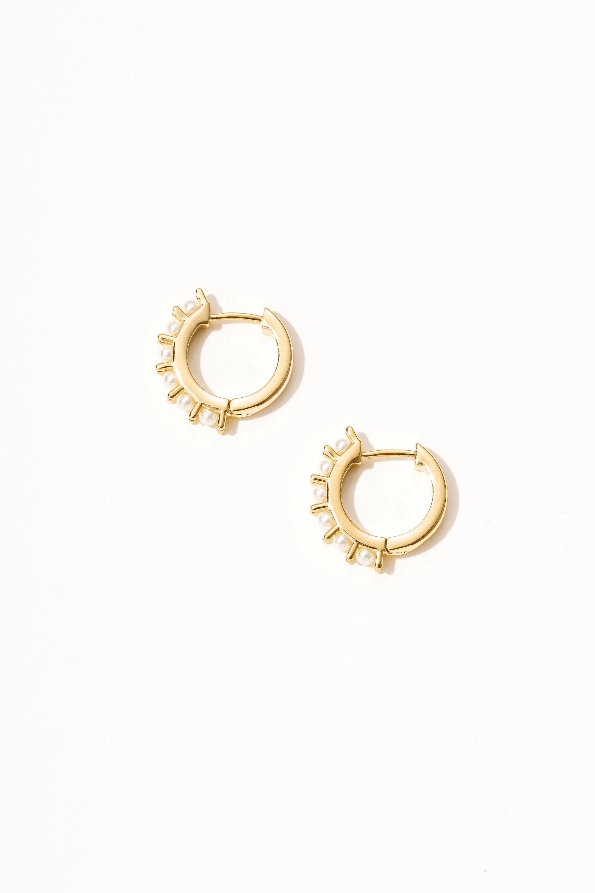 Ivy 18K Gold Huggie Earrings