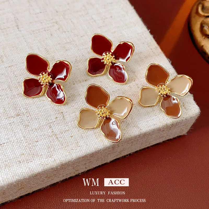 Luxurious Flower Flower Alloy Oil Dripping Earrings