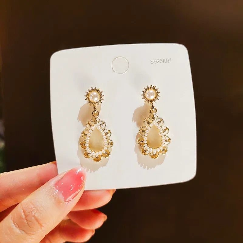 Luxury jewelry Simple Heart Drop Earrings for Women in Gold Color and Silver Color