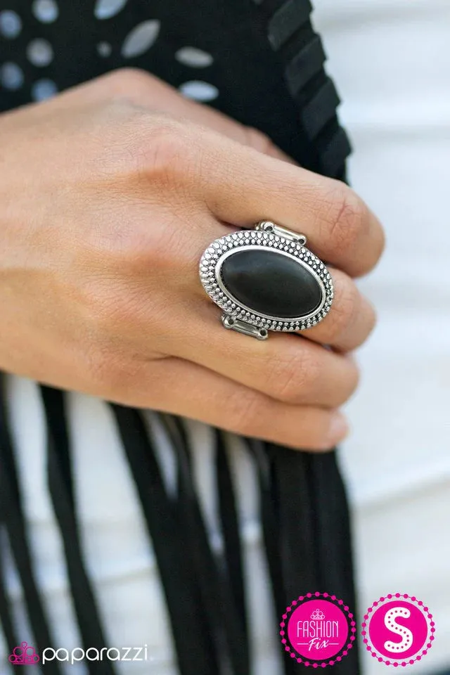 Paparazzi Ring ~ Mojave Muse - Black