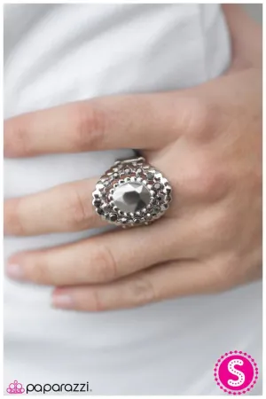 Paparazzi Ring ~ Queen of The Rock - Silver