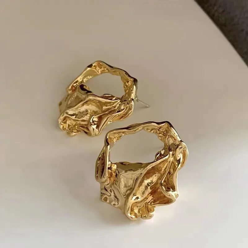 Sculpted Gold Statement Hoop Earrings jlt11703