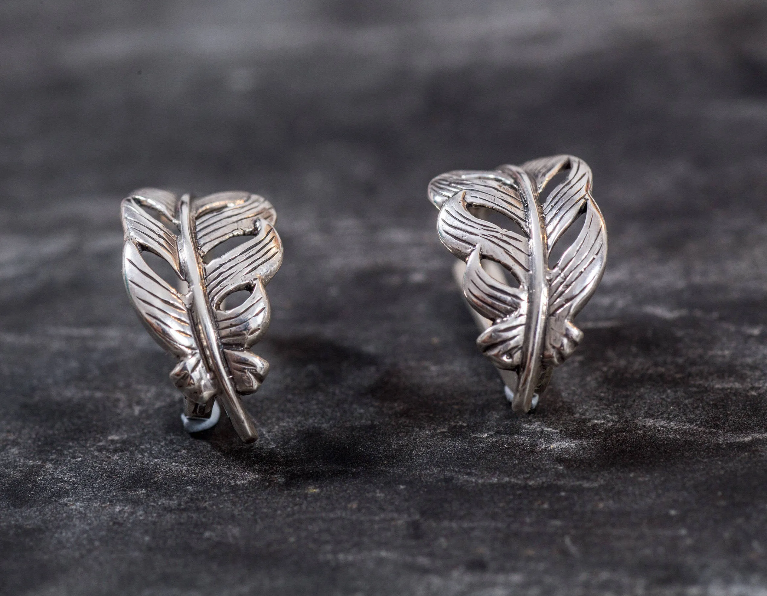 Silver Leaf Earrings - Feathers Earrings - Silver Artistic Studs