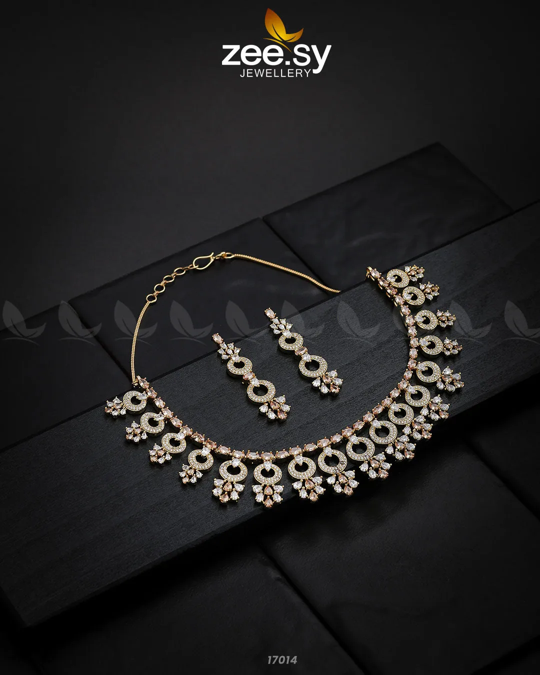 Statement Pieces Necklace