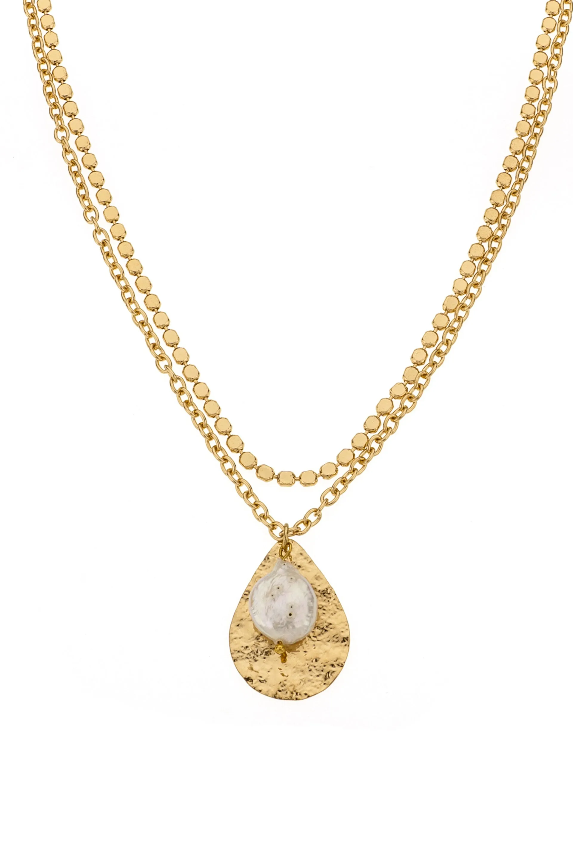 Timeless Hammered Pearl Pendant Necklace