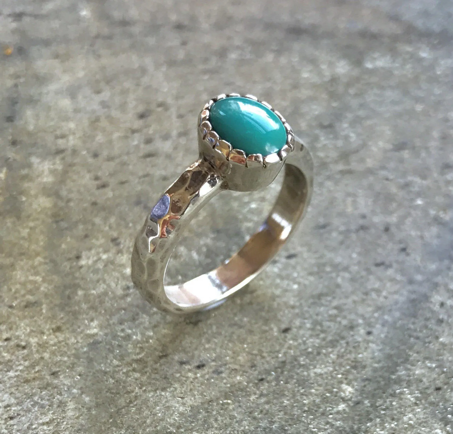 Turquoise Ring - Blue Solitaire Ring - Vintage Hammered Band