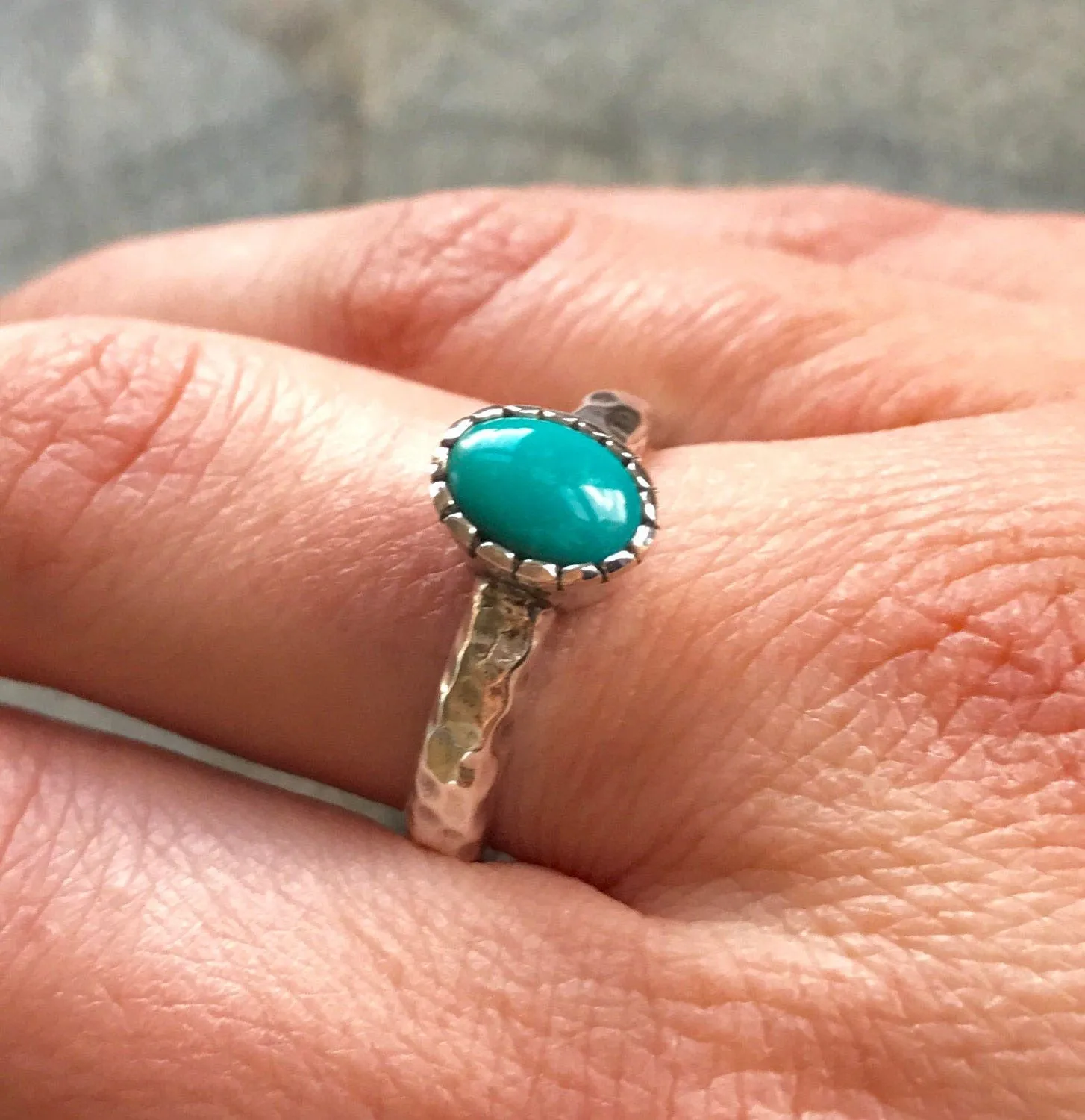 Turquoise Ring - Blue Solitaire Ring - Vintage Hammered Band